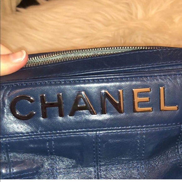Chanel Quilted “LAX Camera Case” Chain Link Bag - Picture 8 of 8